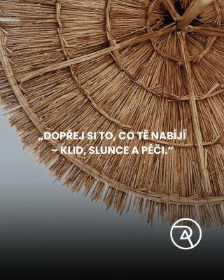 Každý z nás potřebuje něco trochu jiného, aby se cítil dobře. ☀️ Někdo ticho, jiný hudbu. Někdo hory, jiný moře. Důležité...